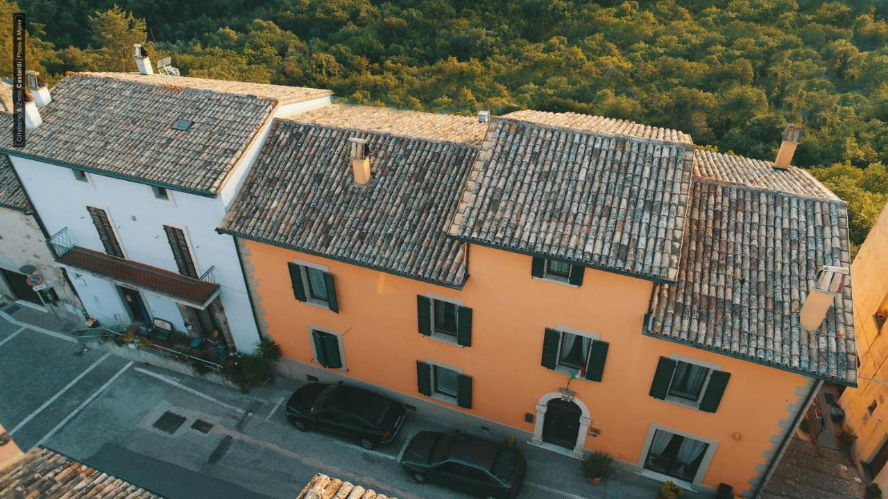 B&B Dimora Paolina Baschi Exterior photo