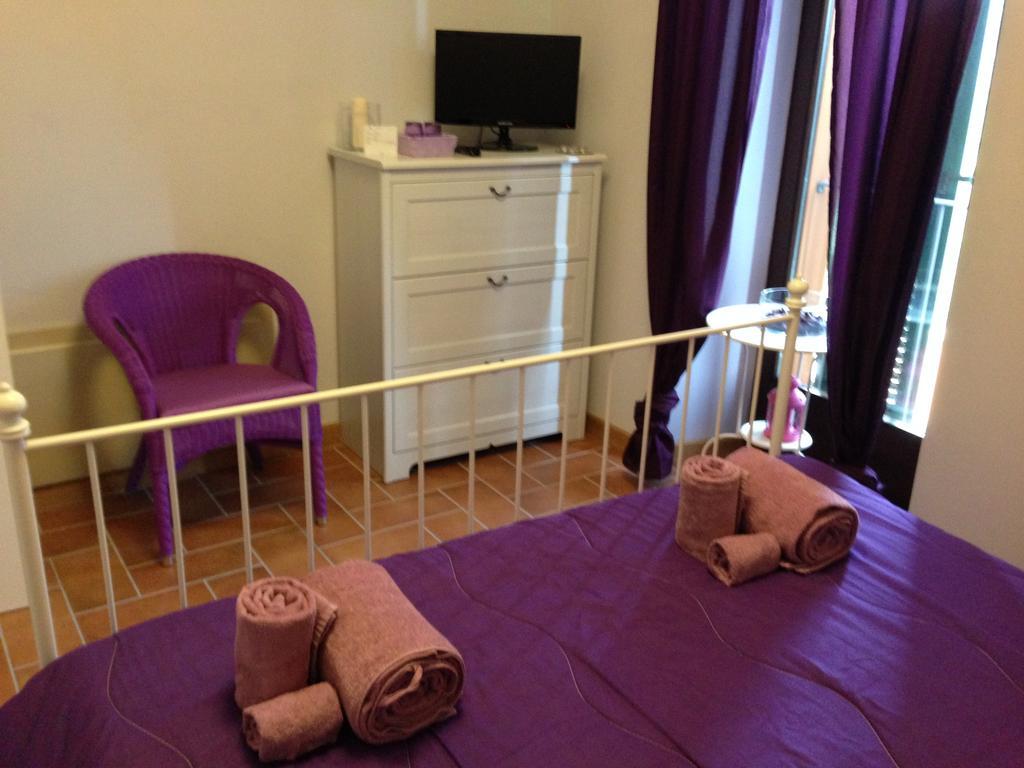 B&B Dimora Paolina Baschi Exterior photo
